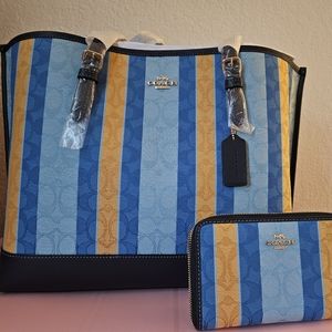 Nwt Coach Jacquard Stripe Mollie tote with matching wallet